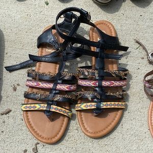 Tan Sandals SIZE 7